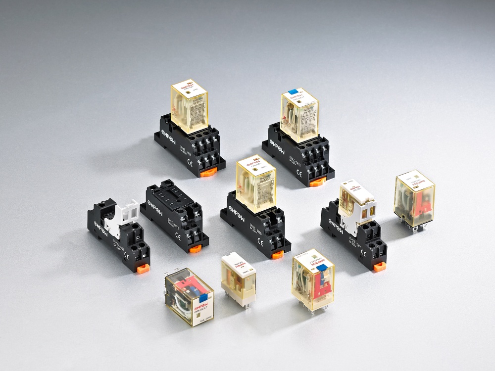 繼電器及工控制開(kāi)關(guān)